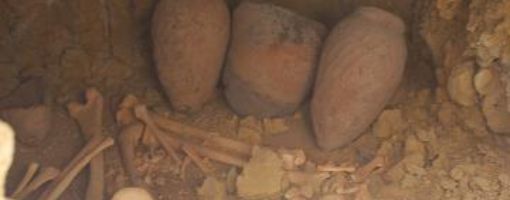 Egypt: Sewage workers find 3 pharaonic coffins 