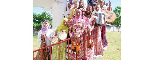 Zanzibar womens taurist